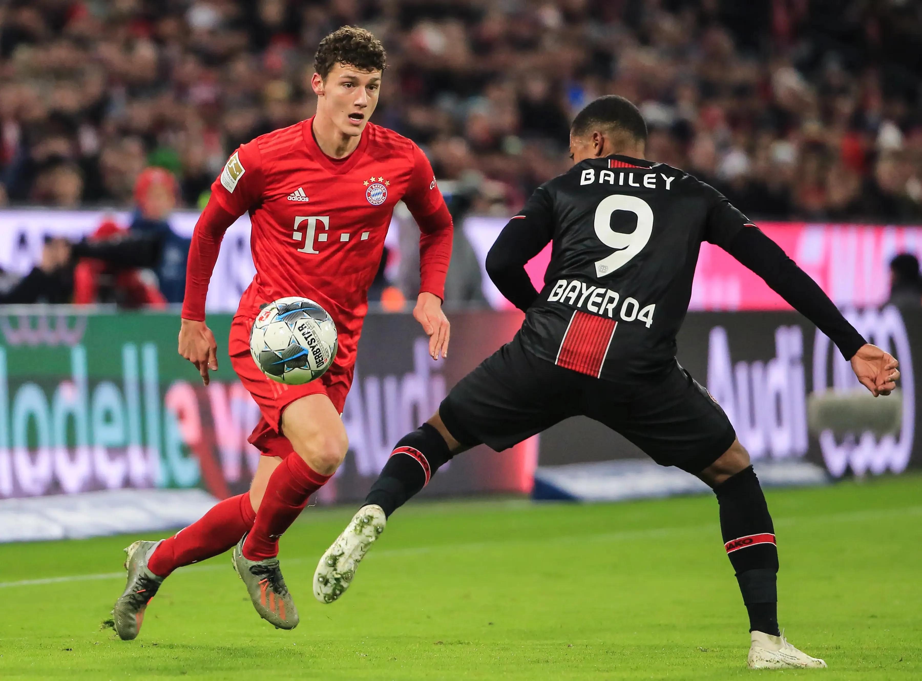 关于今夜欧冠焦点战,尤文图斯再遭质疑,球迷炸锅,身体对抗强度拉满的信息-AYX